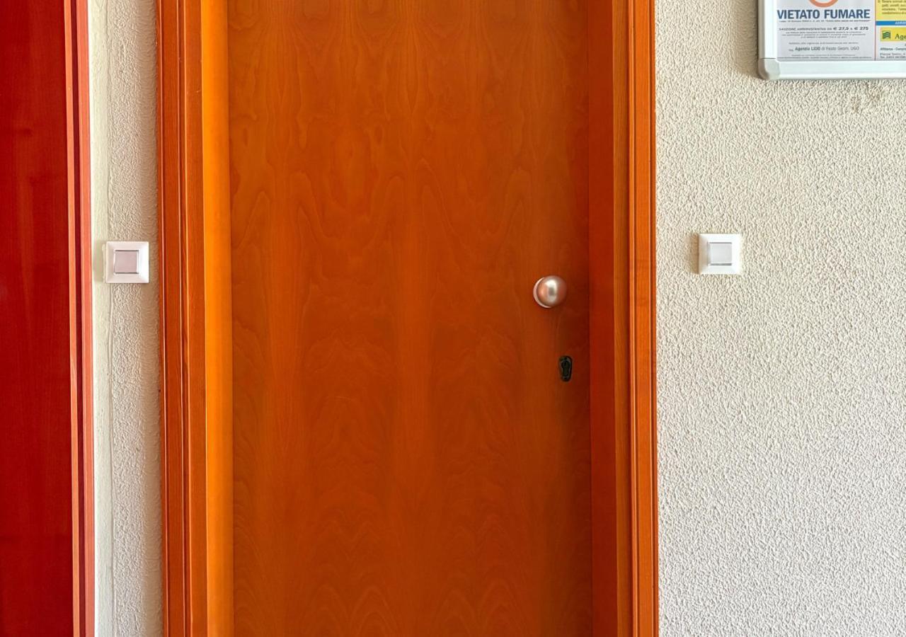 Appartamento Blu Mare A 200 Mt